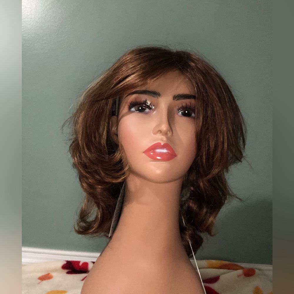 Paula Young wig- Jaclyn smith wig “Sunset “ Wig in auburn sugar #B33/24